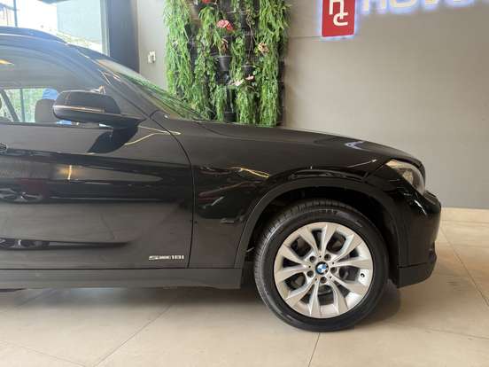 BMW-X1-2013