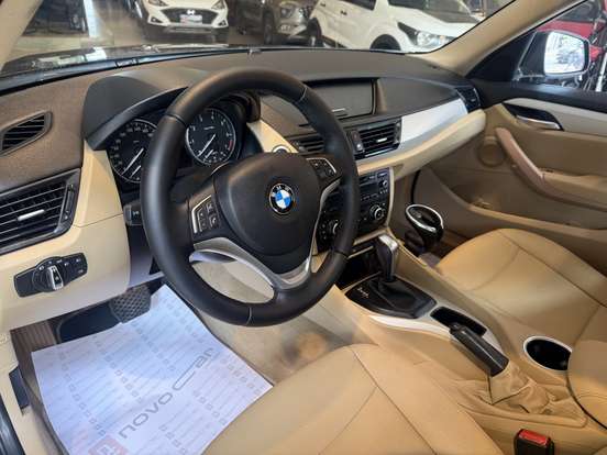 BMW-X1-2.0 18I S-DRIVE 4X2 16V GASOLINA 4P AUTOMÁTICO BMW-X1-2013