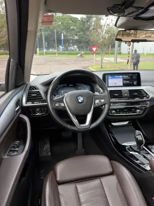 BMW-X3-2021