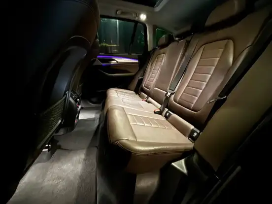 BMW-X3-2021