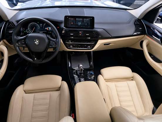BMW-X3-2018