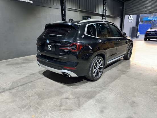 BMW-X3-2022