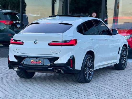 BMW-X4-2023