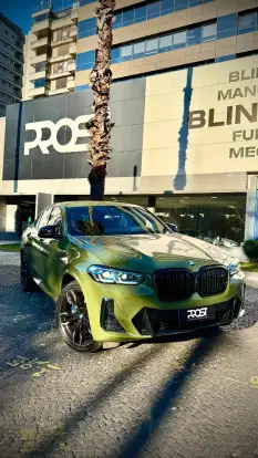 BMW-X4-2022