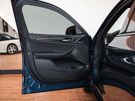 BMW-X4-2024