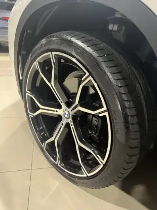 BMW-X5-2015