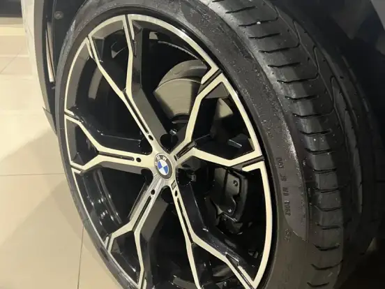 BMW-X5-3.0 FULL 4X4 35I 6 CILINDROS 24V DIESEL 4P AUTOMÁTICO BMW-X5-2015