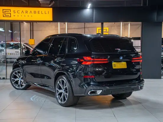 BMW-X5-2023