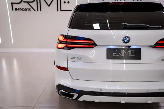 BMW-X5-2024
