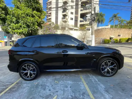 BMW-X5-3.0 I6 TURBO HÍBRIDO XDRIVE50E M SPORT AUTOMÁTICO BMW-X5-2023