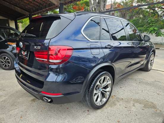 BMW-X5-3.0 4X4 30D I6 TURBO DIESEL 4P AUTOMÁTICO BMW-X5-2015