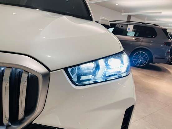 BMW-X5-2024