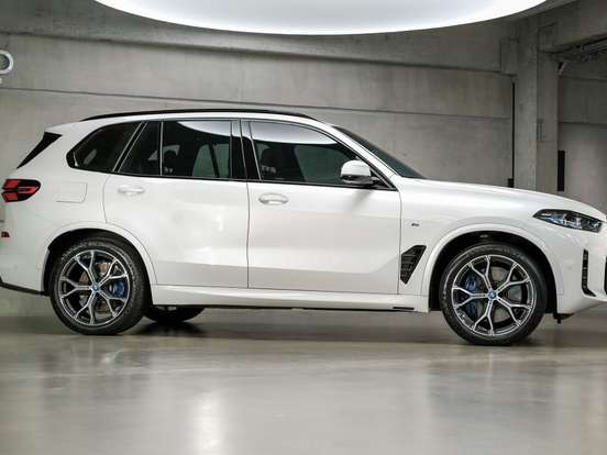 BMW-X5-3.0 I6 TURBO HÍBRIDO XDRIVE50E M SPORT AUTOMÁTICO BMW-X5-2025