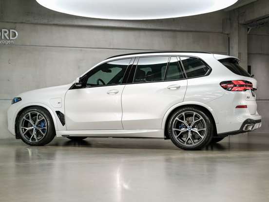 BMW-X5-3.0 I6 TURBO HÍBRIDO XDRIVE50E M SPORT AUTOMÁTICO BMW-X5-2025