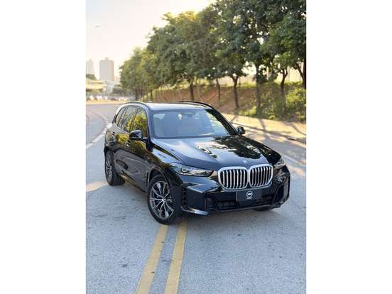 BMW-X5-3.0 I6 TURBO HÍBRIDO XDRIVE50E M SPORT AUTOMÁTICO BMW-X5-2023