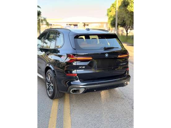 BMW-X5-3.0 I6 TURBO HÍBRIDO XDRIVE50E M SPORT AUTOMÁTICO BMW-X5-2023