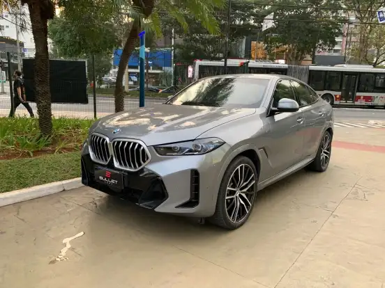 BMW-X6-2023