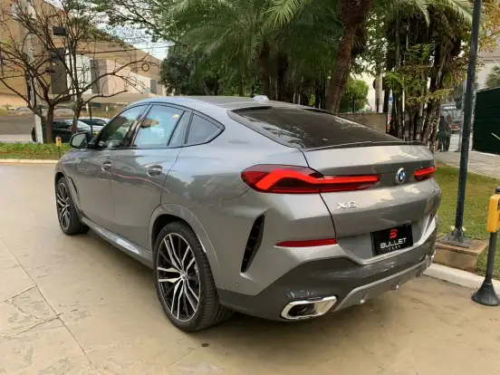 BMW-X6-2023