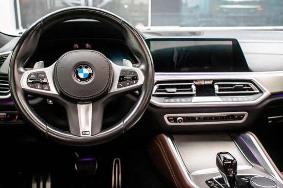 BMW-X6-2022