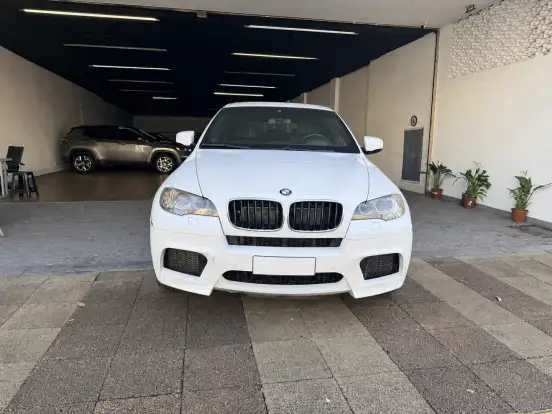 BMW-X6-4.4 M 4X4 COUPÉ V8 32V BI-TURBO GASOLINA 4P AUTOMÁTICO BMW-X6-2012