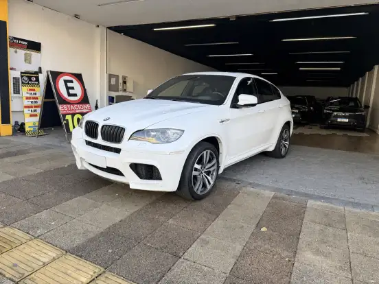 BMW-X6-2012