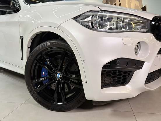 BMW-X6-4.4 M 4X4 COUPÉ V8 32V BI-TURBO GASOLINA 4P AUTOMÁTICO BMW-X6-2018