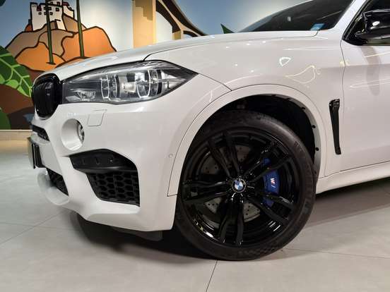 BMW-X6-4.4 M 4X4 COUPÉ V8 32V BI-TURBO GASOLINA 4P AUTOMÁTICO BMW-X6-2018