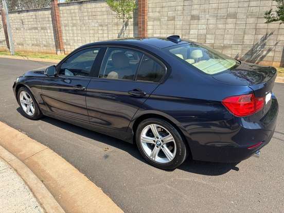 BMW-320i-2014