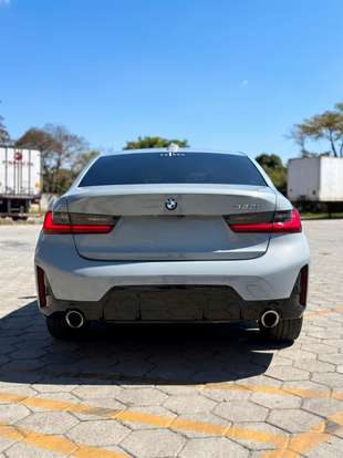 BMW-320i-2025