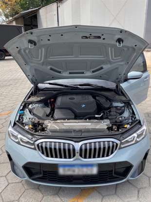 BMW-320i-2025