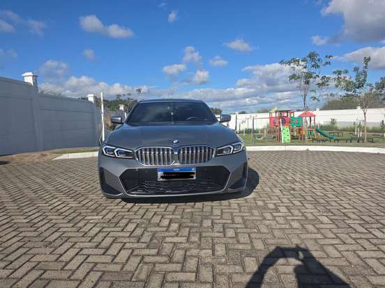 BMW-320i-2025