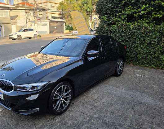 BMW-320i-2024