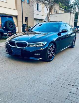 BMW-320i-2020