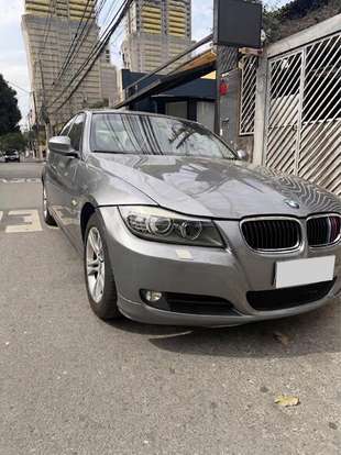 BMW-320i-2008
