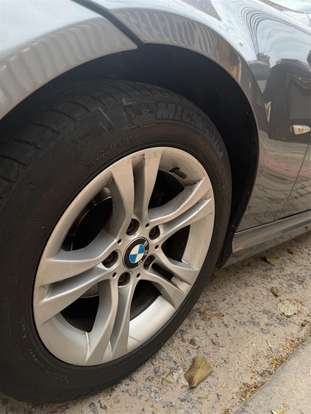 BMW-320i-2008