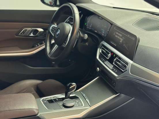 BMW-330e-2.0 16V TURBO HÍBRIDO M SPORT AUTOMÁTICO BMW-330e-2022