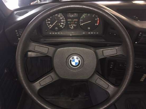 BMW-524td-2.5 I6 TURBO DIESEL MANUAL BMW-524td-1984