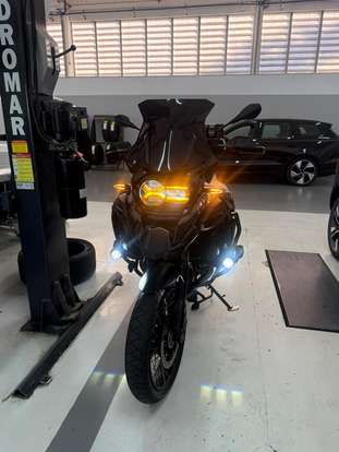 BMW-R 1250 GS ADVENTURE TRIPLE BLACK-2022