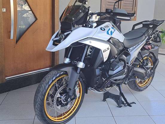 BMW-R 1300 GS PLUS BMW-R 1300 GS PLUS-2024