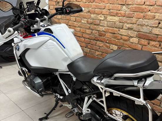 BMW-R 1250 GS ADVENTURE PREMIUM RALLYE BMW-R 1250 GS ADVENTURE PREMIUM RALLYE-2022