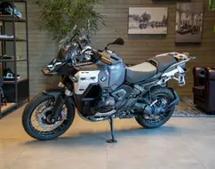 BMW R 1300 GS ADVENTURE TRIPLE BLACK BMW R 1300 GS ADVENTURE TRIPLE BLACK