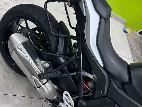 BMW-S 1000 XR BMW-S 1000 XR-2016