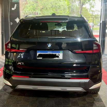 BMW-X1-2024