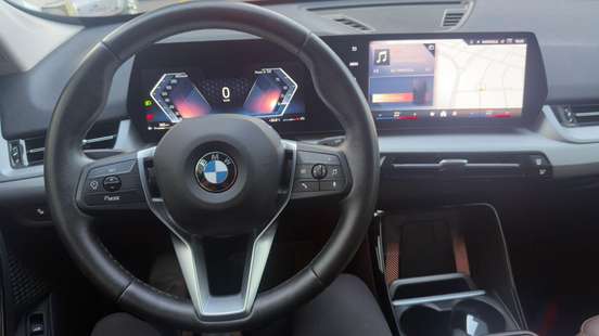 BMW-X1-2024