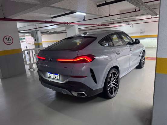 BMW-X6-2024