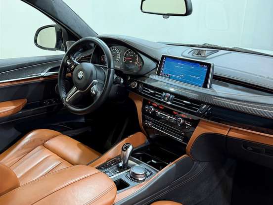 BMW-X6-4.4 M 4X4 COUPÉ V8 32V BI-TURBO GASOLINA 4P AUTOMÁTICO BMW-X6-2016