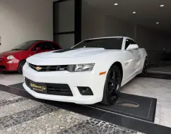 CHEVROLET CAMARO 6.2 V8 GASOLINA SS AUTOMÁTICO CHEVROLET CAMARO 6.2 V8 GASOLINA SS AUTOMÁTICO