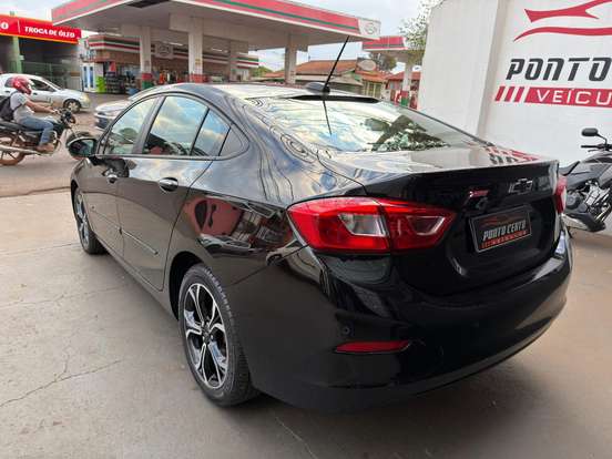 CHEVROLET-CRUZE-2022