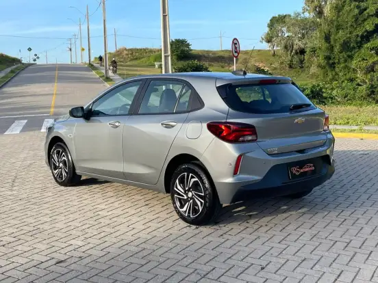 CHEVROLET-ONIX-2024