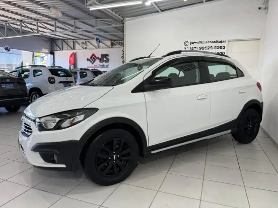 CHEVROLET-ONIX-1.4 MPFI ACTIV 8V FLEX 4P AUTOMÁTICO CHEVROLET-ONIX-2018